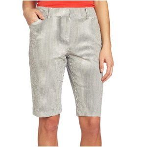 JONES NEW YORK SEERSUCKER WALKING SHORT